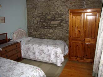 Twin bedded room