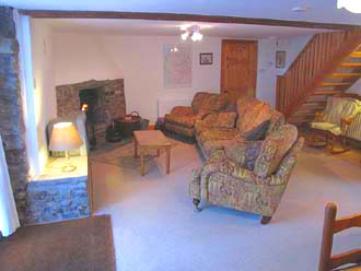 Huddlestone Cottage open plan living with 4kw Firewarm4 stove