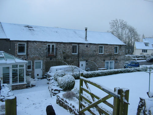 Huddlestone Cottage and The Hayloft gardens in snow February 2009